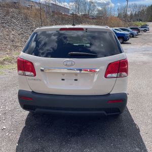 KIA SORENTO BASE - 7