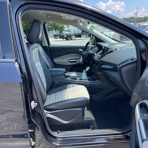 صورة مصغرة 33 لـ 2019 FORD ESCAPE SEL