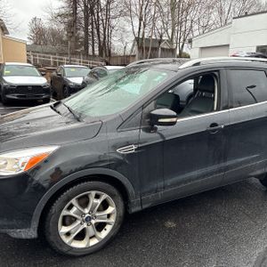 FORD ESCAPE TITANIUM - 2