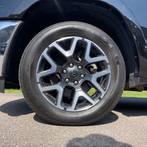 صورة مصغرة 17 لـ 2025 RAM 1500 LARAMIE