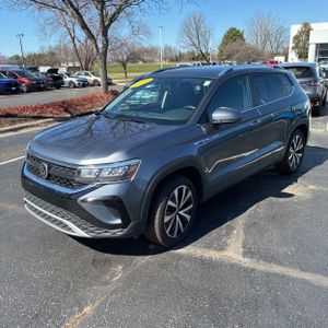 VOLKSWAGEN TAOS SE 4MOTION - 1