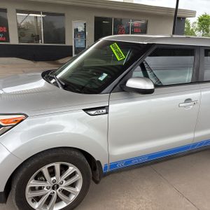 KIA SOUL + - 2