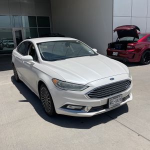 FORD FUSION SE - 10