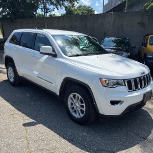 2018 JEEP GRAND CHEROKEE LAREDO thumbnail 12