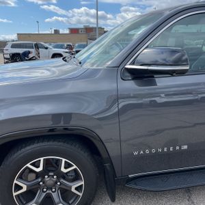 JEEP WAGONEER SERIES III - 2