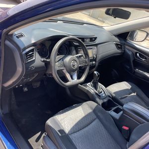 2017 Nissan ROGUE SV — миниатюра 35