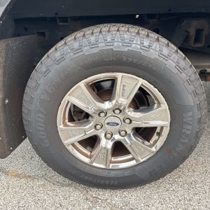 2016 FORD F-150 XLT thumbnail 19