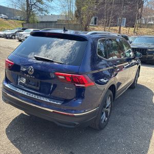 VOLKSWAGEN TIGUAN SE 4MOTION - 8