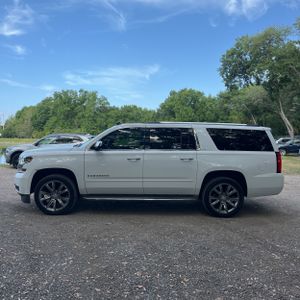 CHEVROLET SUBURBAN LTZ - 3