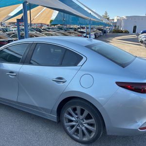 MAZDA MAZDA3 SEDAN PREFERRED - 6