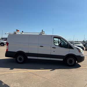 FORD TRANSIT 150 - 10