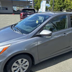 HYUNDAI ACCENT SE - 2