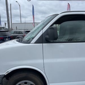 CHEVROLET EXPRESS - 2