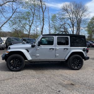 JEEP WRANGLER SAHARA 4XE - 3