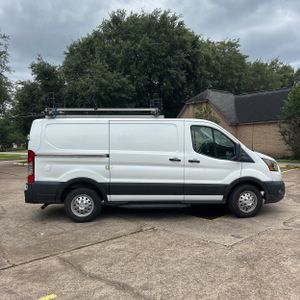 FORD TRANSIT 250 - 10