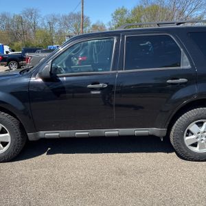 FORD ESCAPE XLT - 4