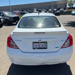 2014 Nissan VERSA SV — фото 7