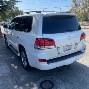 2015 Lexus LX 570 BASE — фото 5