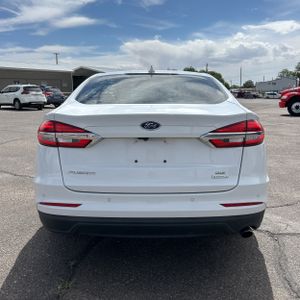 FORD FUSION SE - 7