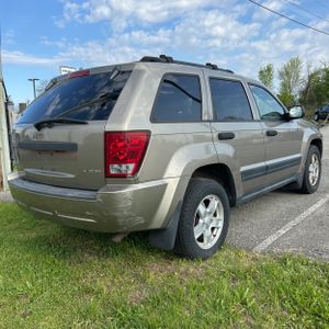 JEEP GRAND CHEROKEE LAREDO - 8
