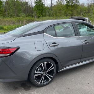 NISSAN SENTRA SR - 9