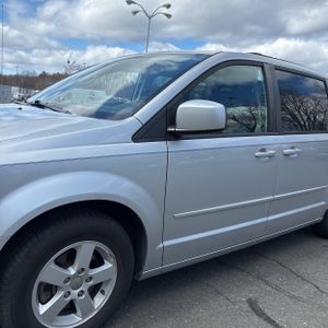 DODGE GRAND CARAVAN SXT - 2