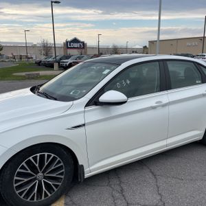 VOLKSWAGEN JETTA SEL - 2