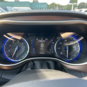 2017 Chrysler PACIFICA TOURING — миниатюра 40