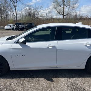 CHEVROLET MALIBU 1LT - 4