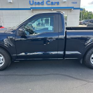 FORD F-150 XL - 4
