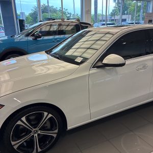 صورة 2 لـ 2023 Mercedes-BENZ C-CLASS
