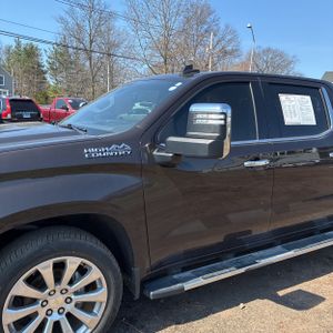 CHEVROLET SILVERADO 1500 HIGH COUNTRY - 2