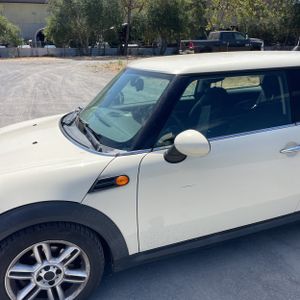 صورة 2 لـ 2013 MINI HARDTOP COOPER