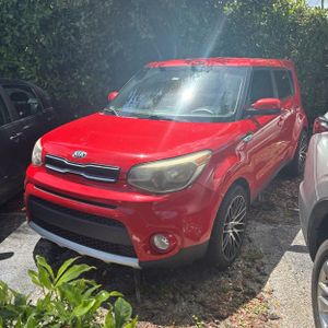 2017 KIA SOUL + 照片 1