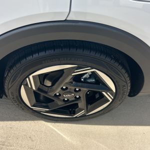 صورة مصغرة 18 لـ 2025 KIA K4 EX