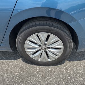 2019 Volkswagen JETTA S — миниатюра 17