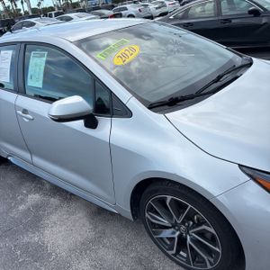 2020 Toyota COROLLA SE thumbnail 13