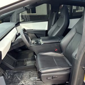 صورة مصغرة 32 لـ 2024 Tesla CYBERTRUCK BASE