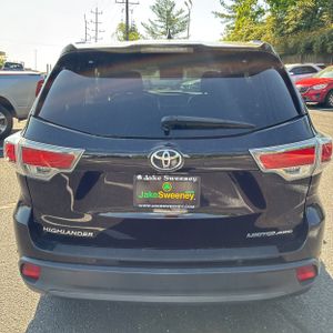 TOYOTA HIGHLANDER - 7