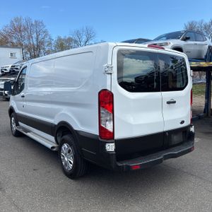 FORD TRANSIT 250 - 5