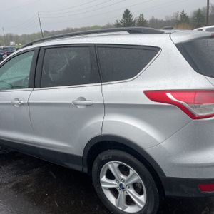 FORD ESCAPE SE - 6