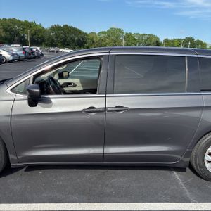 CHRYSLER VOYAGER L - 4