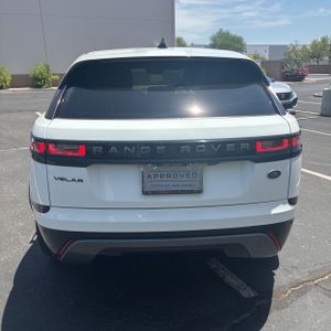 صورة 7 لـ 2023 LAND Rover RANGE ROVER VELAR P250 R-DYNAMIC S
