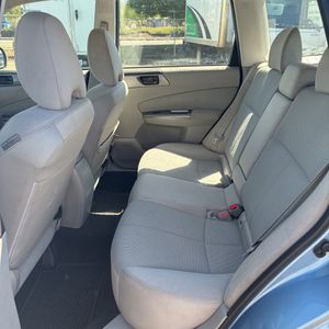 2011 Subaru FORESTER 2.5X — миниатюра 34