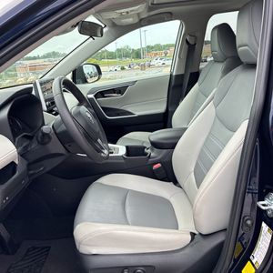 2023 Toyota RAV4 XLE PREMIUM 缩略图 32