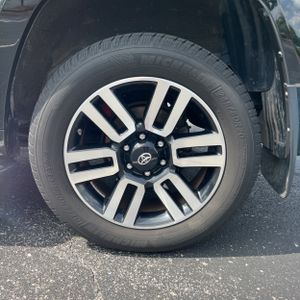 2020 Toyota 4RUNNER LIMITED thumbnail 18