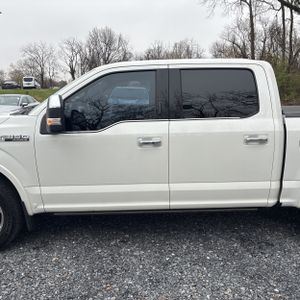 Ford F-150 Platinum - 4