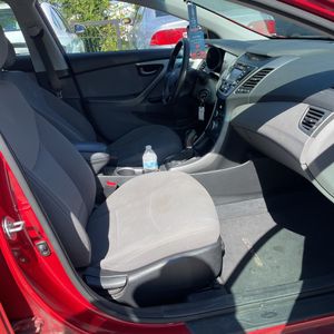 صورة مصغرة 28 لـ 2014 Hyundai ELANTRA SE