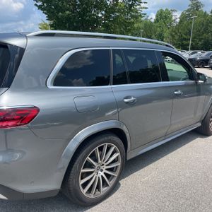 صورة 9 لـ 2025 Mercedes-BENZ GLS
