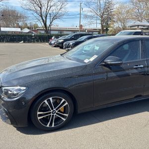 MERCEDES-BENZ E-CLASS - 2